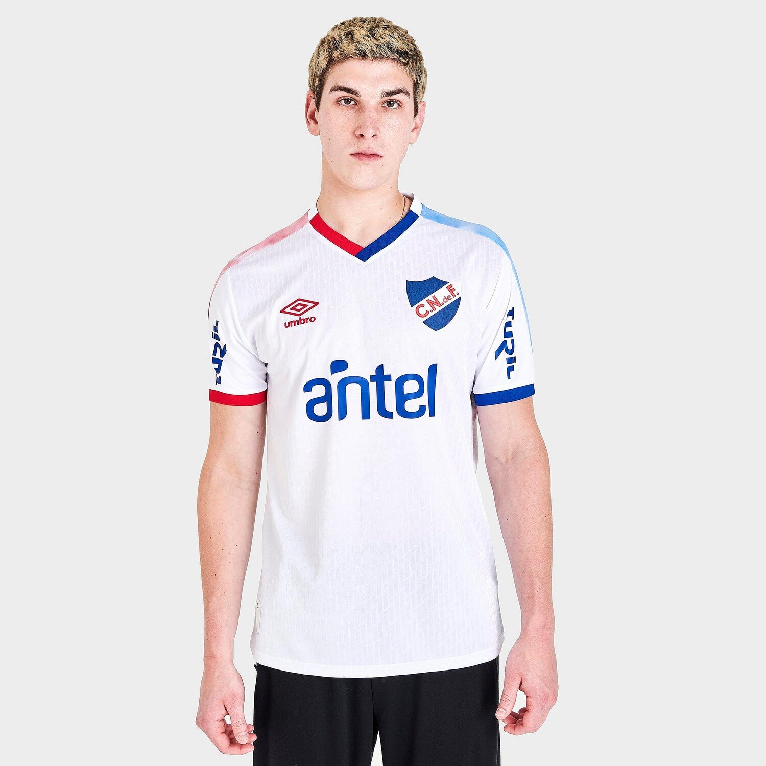 

Мужская футбольная майка Umbro Club Nacional de Football Home 2021-22 Replica Nike, белый