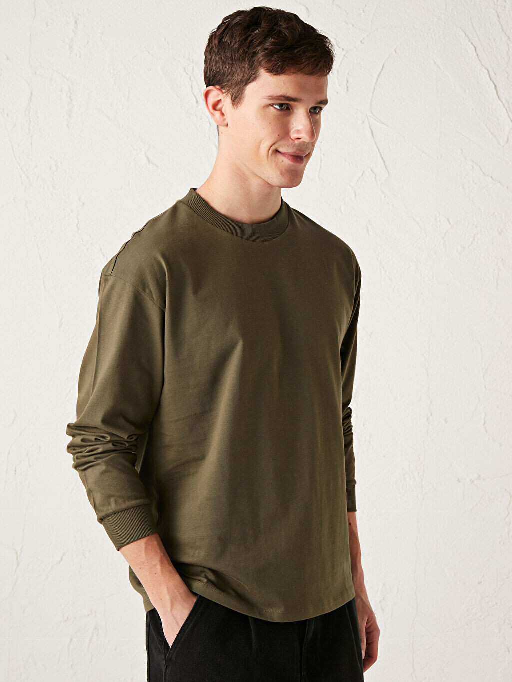 

Удобная базовая толстовка с круглым вырезом LCW Casual