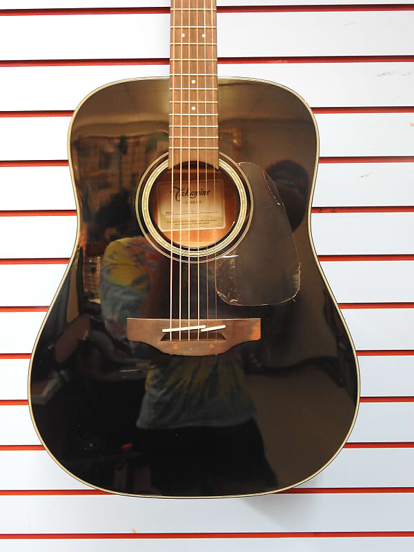 

Акустическая гитара Takamine GD30