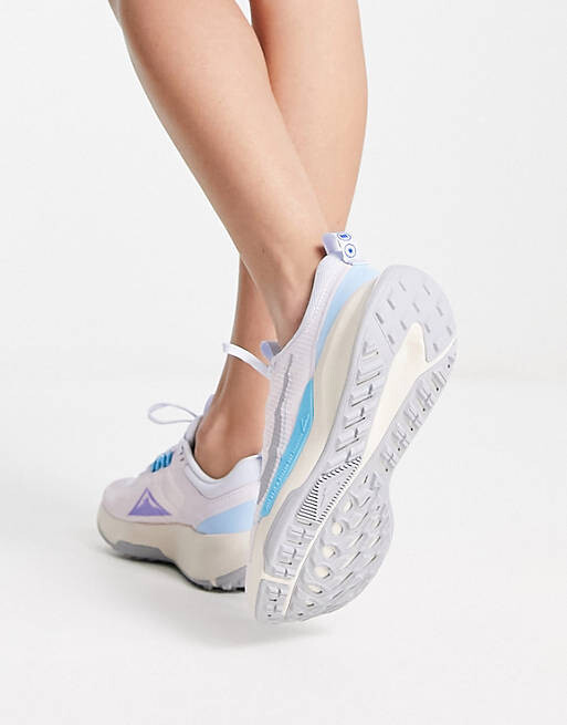

Розовые кроссовки Nike Running Trail Juniper