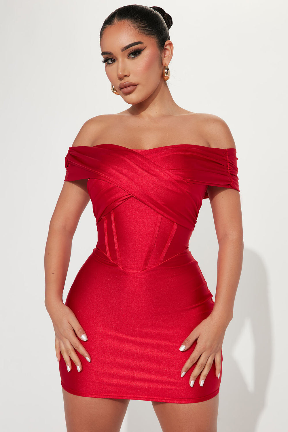 

Мини платье Fashion Nova DT3591, красный