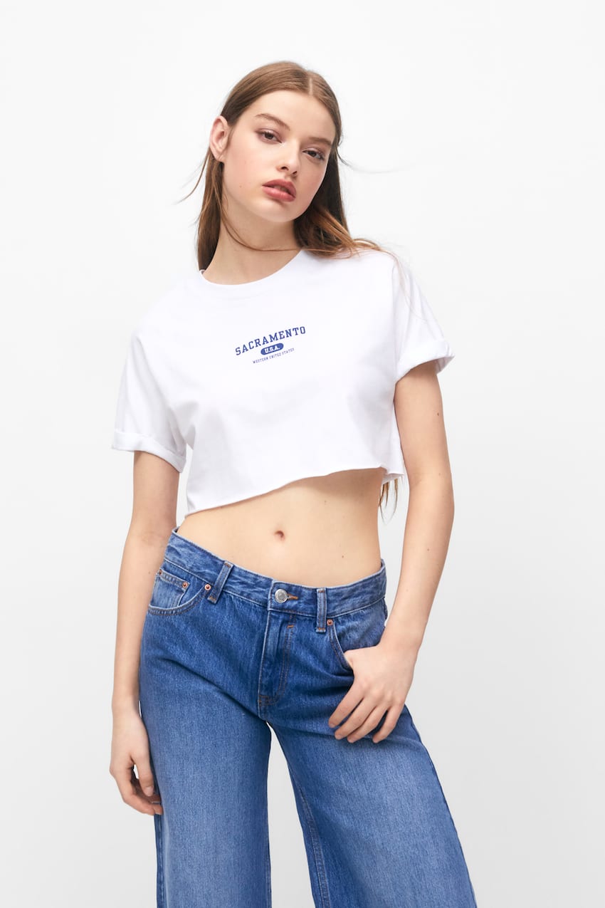 

Укороченная футболка с короткими рукавами Pull&Bear, белый