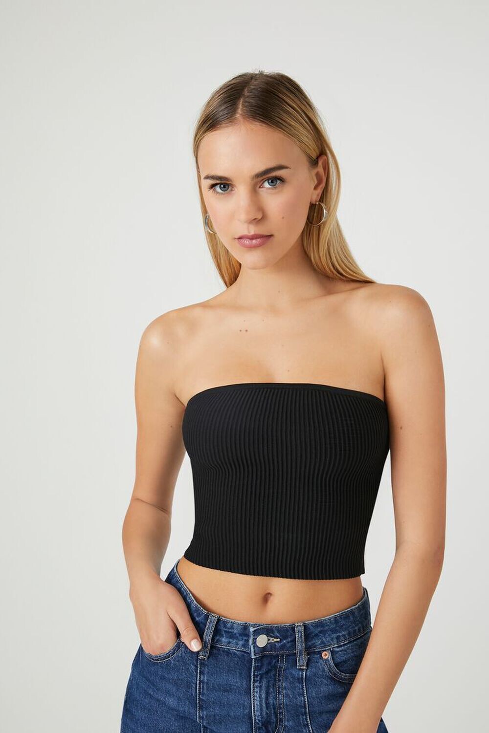 

Укороченный вязаный топ-свитер Forever 21, черный