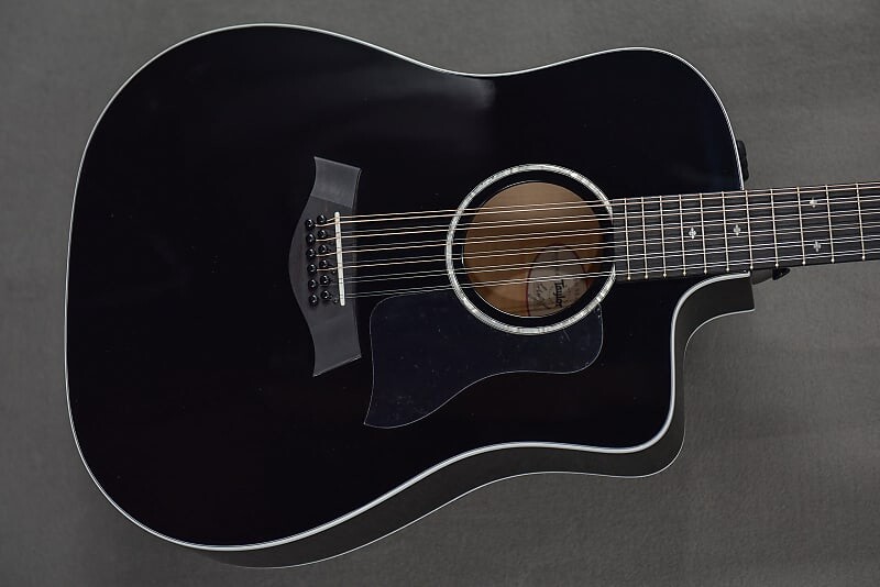 

250CE-BLK DLX 12 струн Taylor 250CE-BLK DLX 12 String