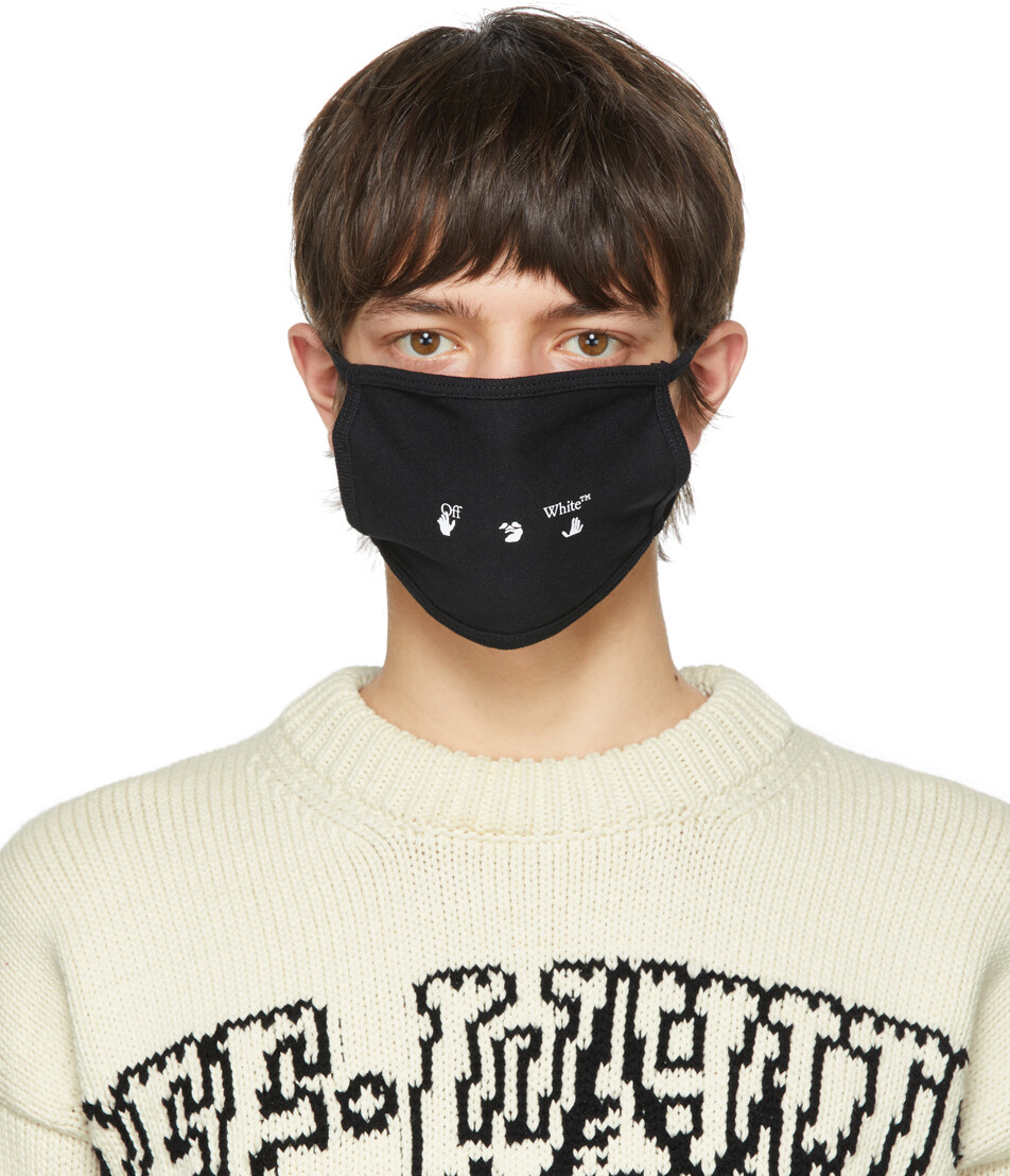 

Черная маска с новым логотипом Off-White