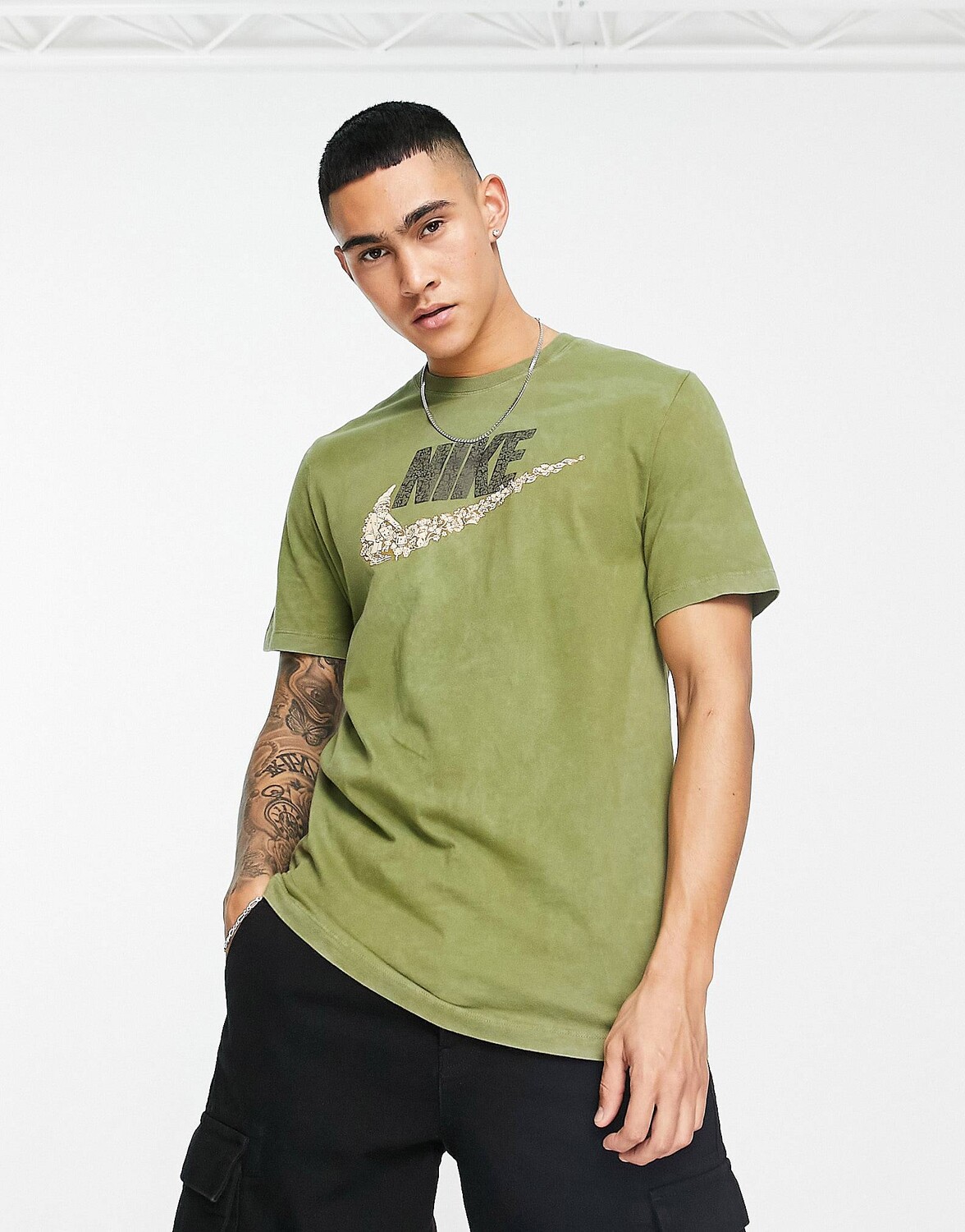 

Футболка Nike из выстиранного паломника