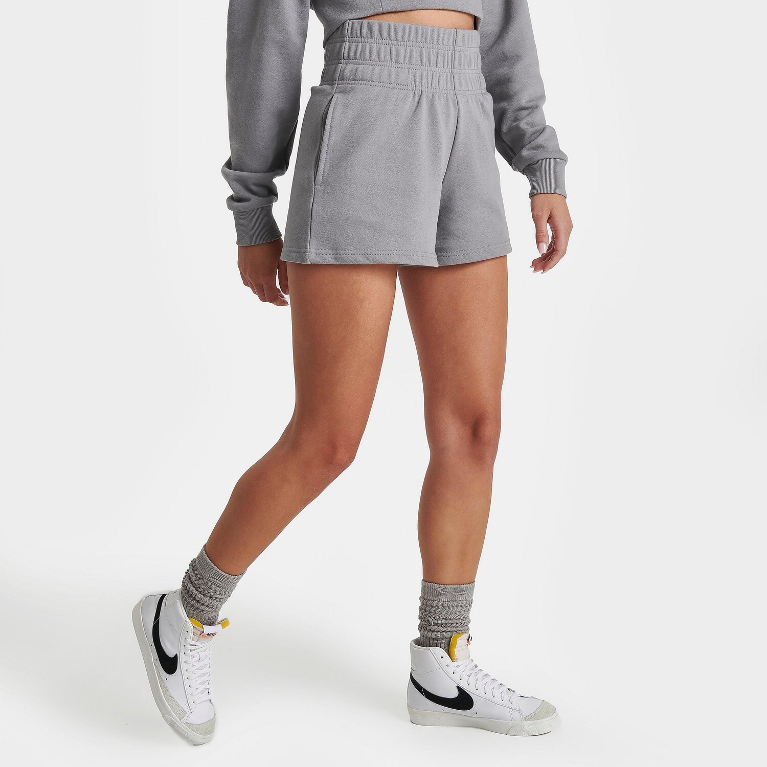 

Женские розовые шорты Soda Sport Willow с рюшами Pink Soda Sport, серый
