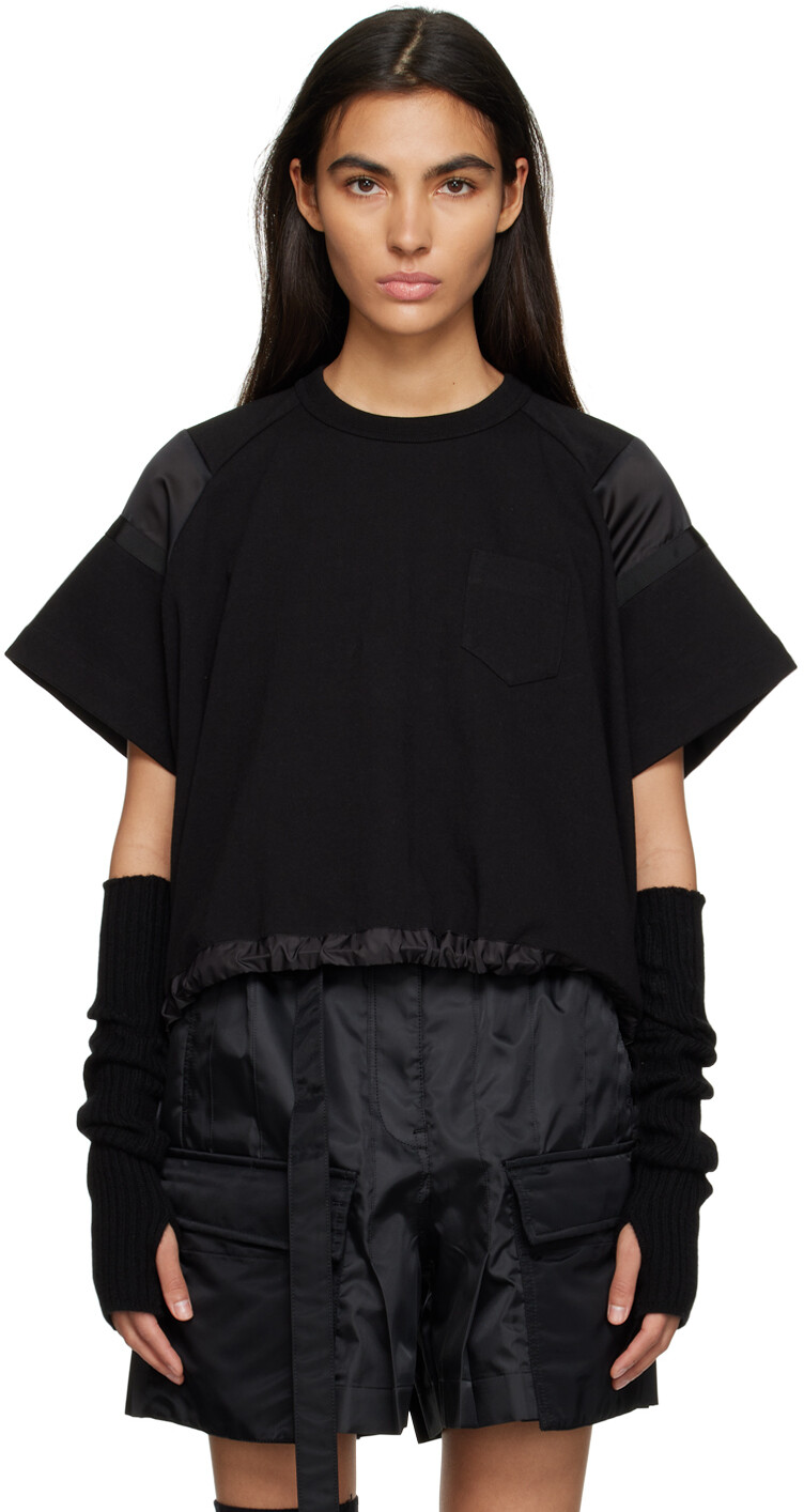 

Черная футболка со вставками sacai