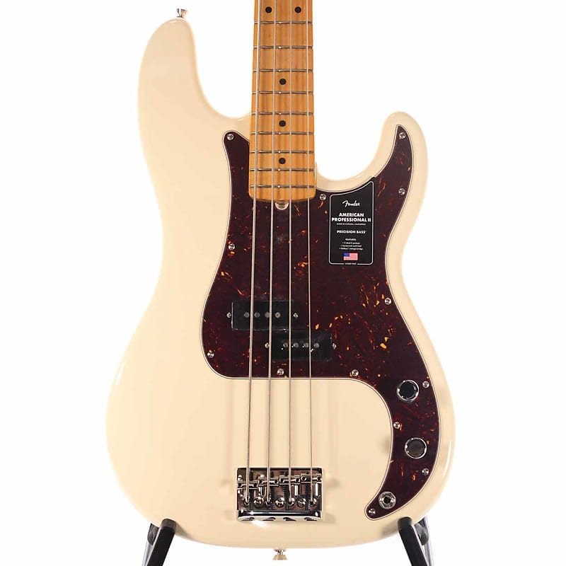 цена Fender American Professional II Precision Bass — олимпийский белый 019-3932-705