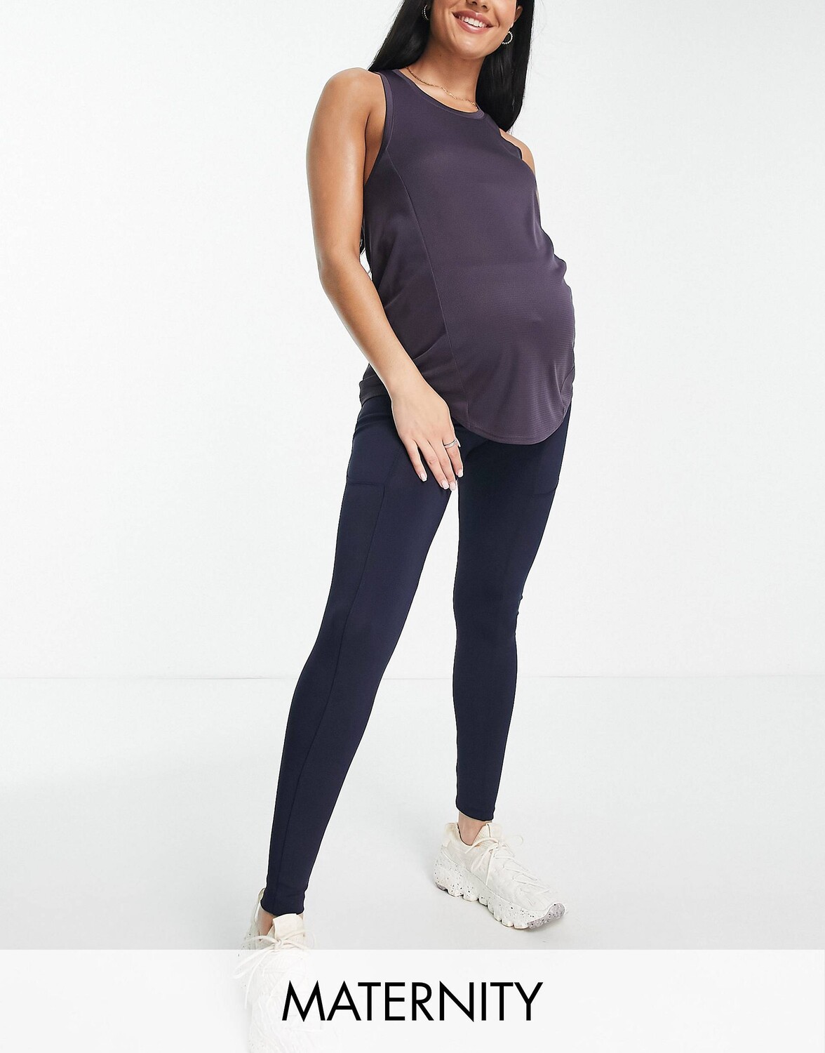 

Леггинсы ASOS 4505 Maternity icon с фигурной деталью попы