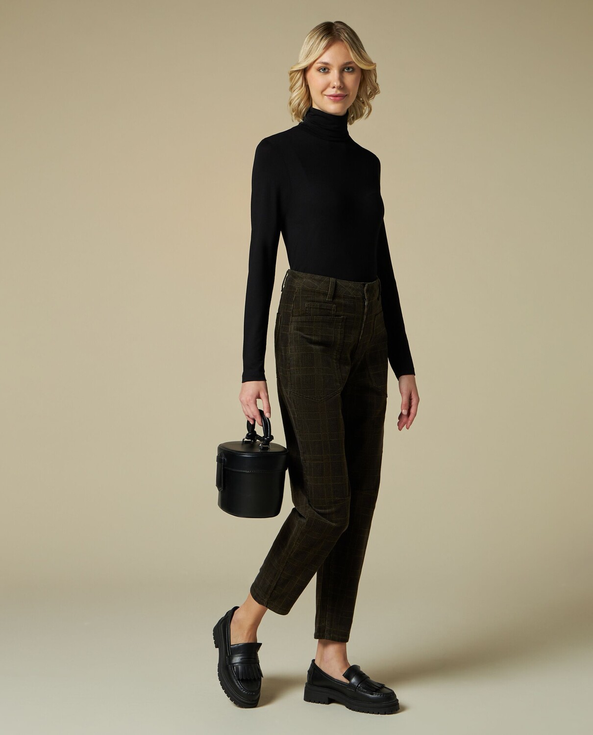 

Женские брюки из эластичного хлопка с бумажным пакетом NICE&CHIC, темно-зеленый