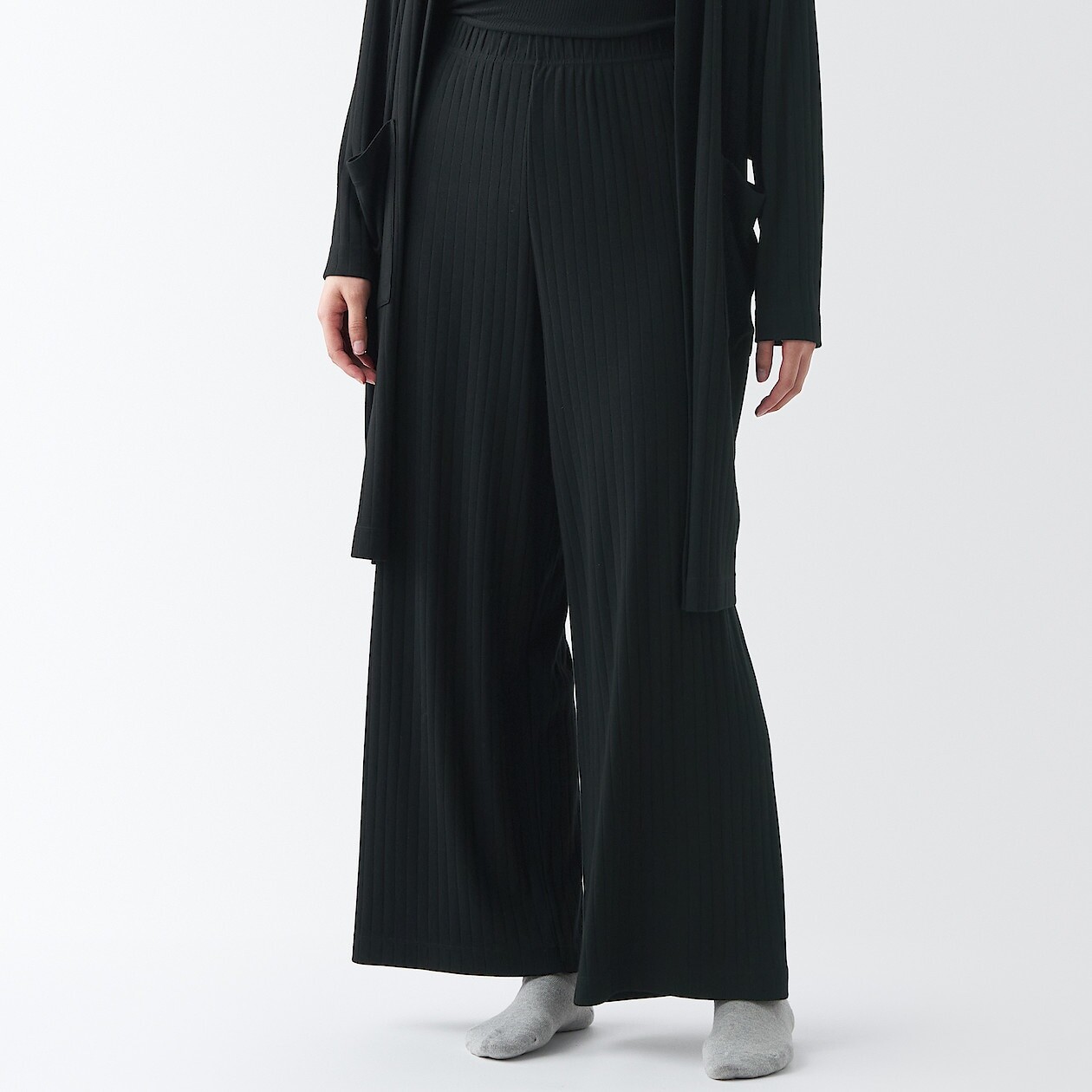 

Широкие длинные брюки в рубчик MUJI, черный