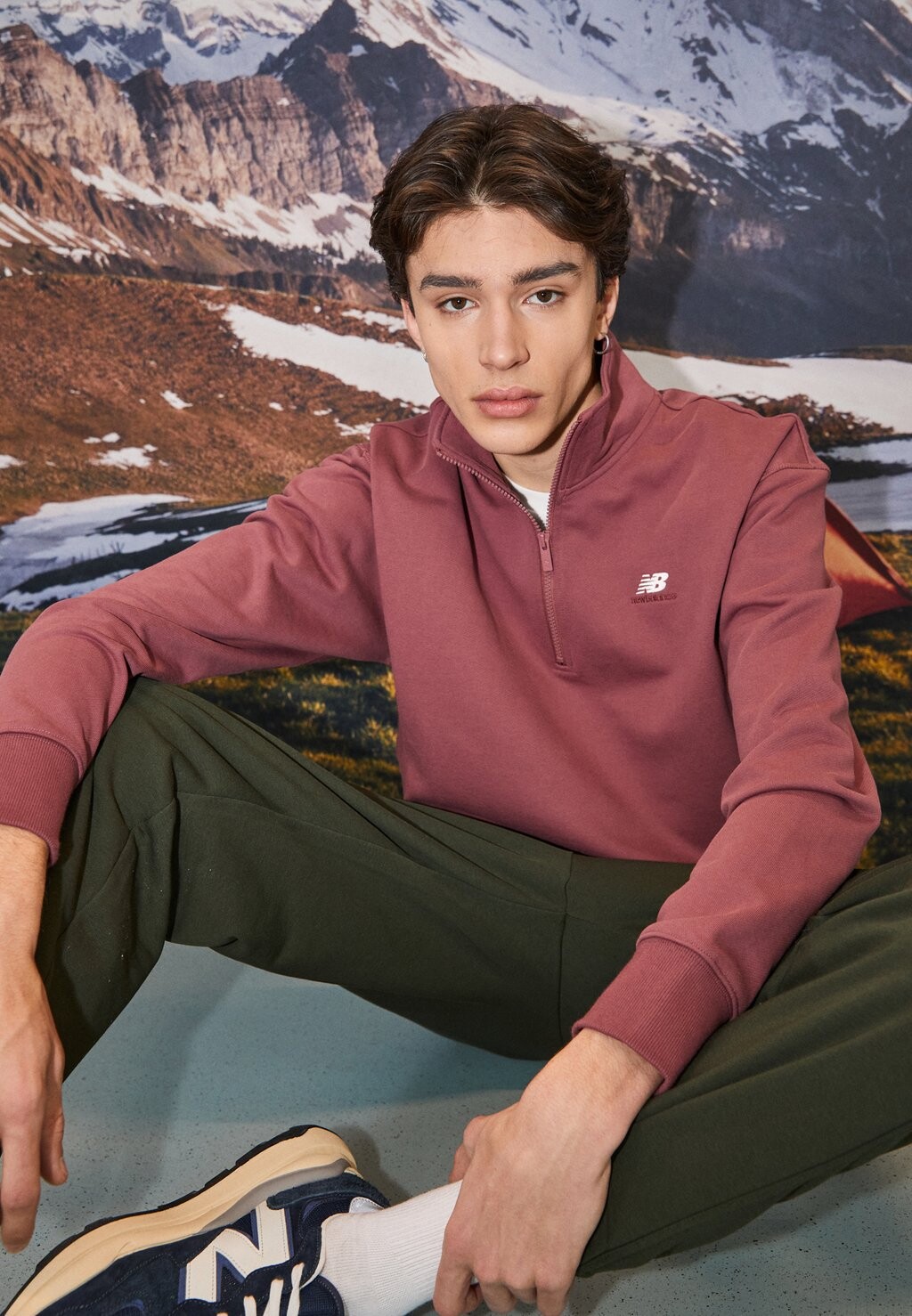 

Толстовка New Balance, Коричневый