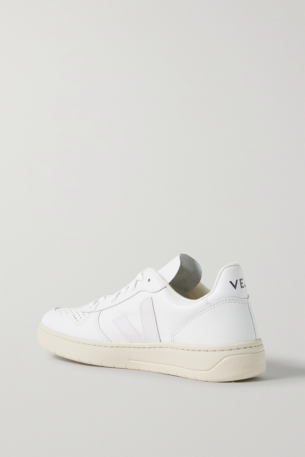 

VEJA + Кожаные кроссовки NET SUSTAIN V-10, белый