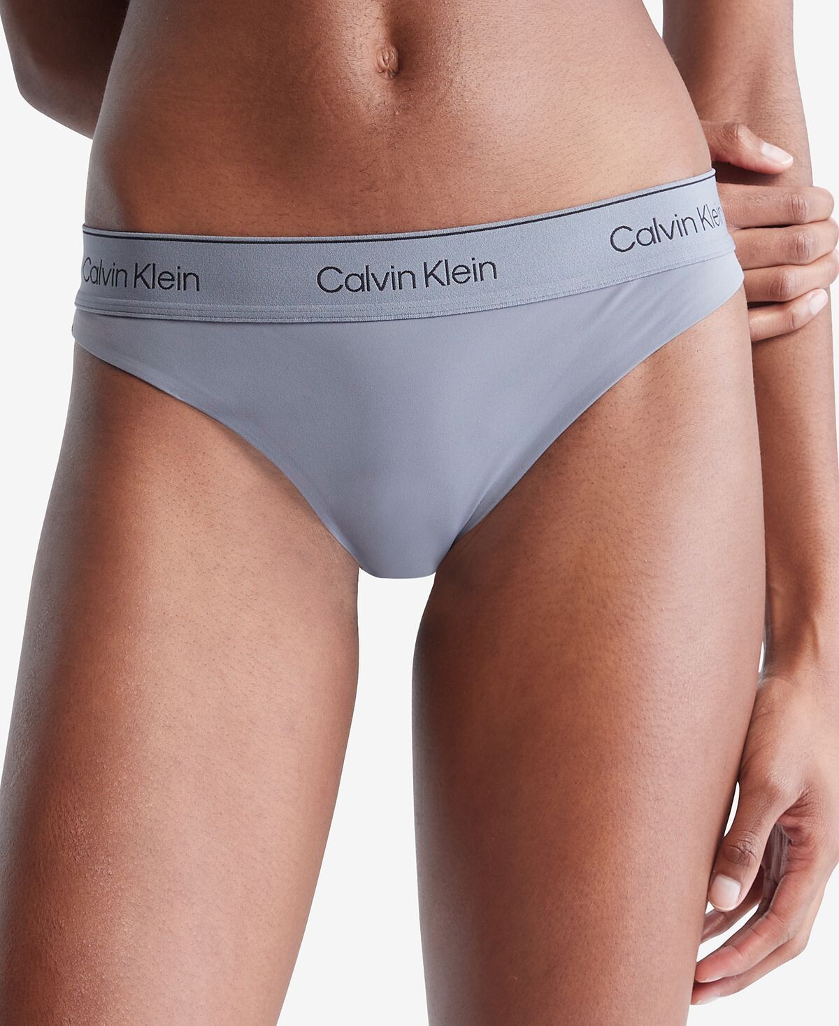 

Женское современное нижнее белье бикини QF6925 Calvin Klein