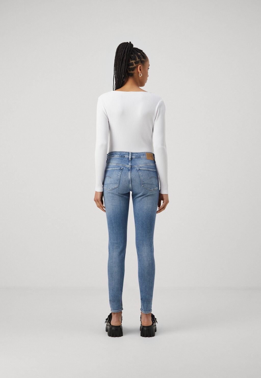 

Джинсы Skinny Fit 3301 Skinny Wmn G-Star, выцветший на солнце синий донау