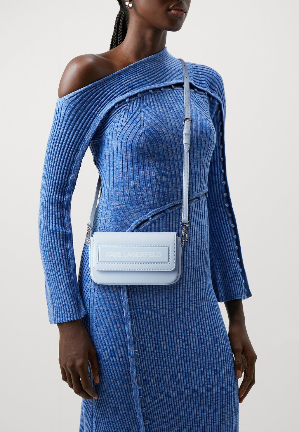 

Сумка через плечо IKON SMALL FLAP KARL LAGERFELD, синий