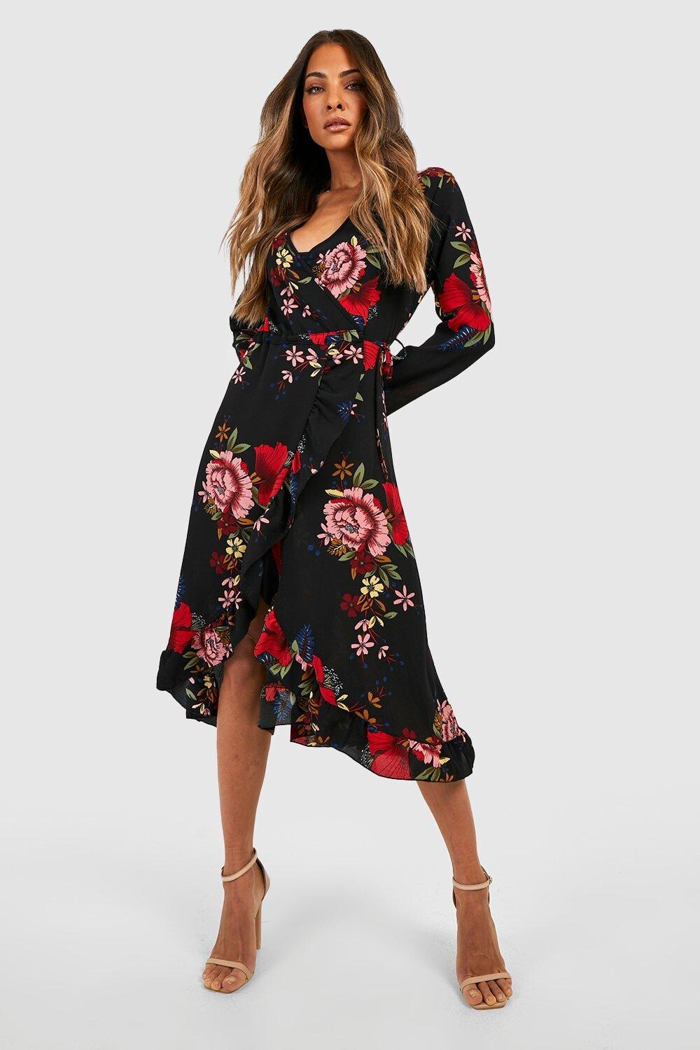 

Платье миди с запахом и цветочным цветом Boohoo, черный