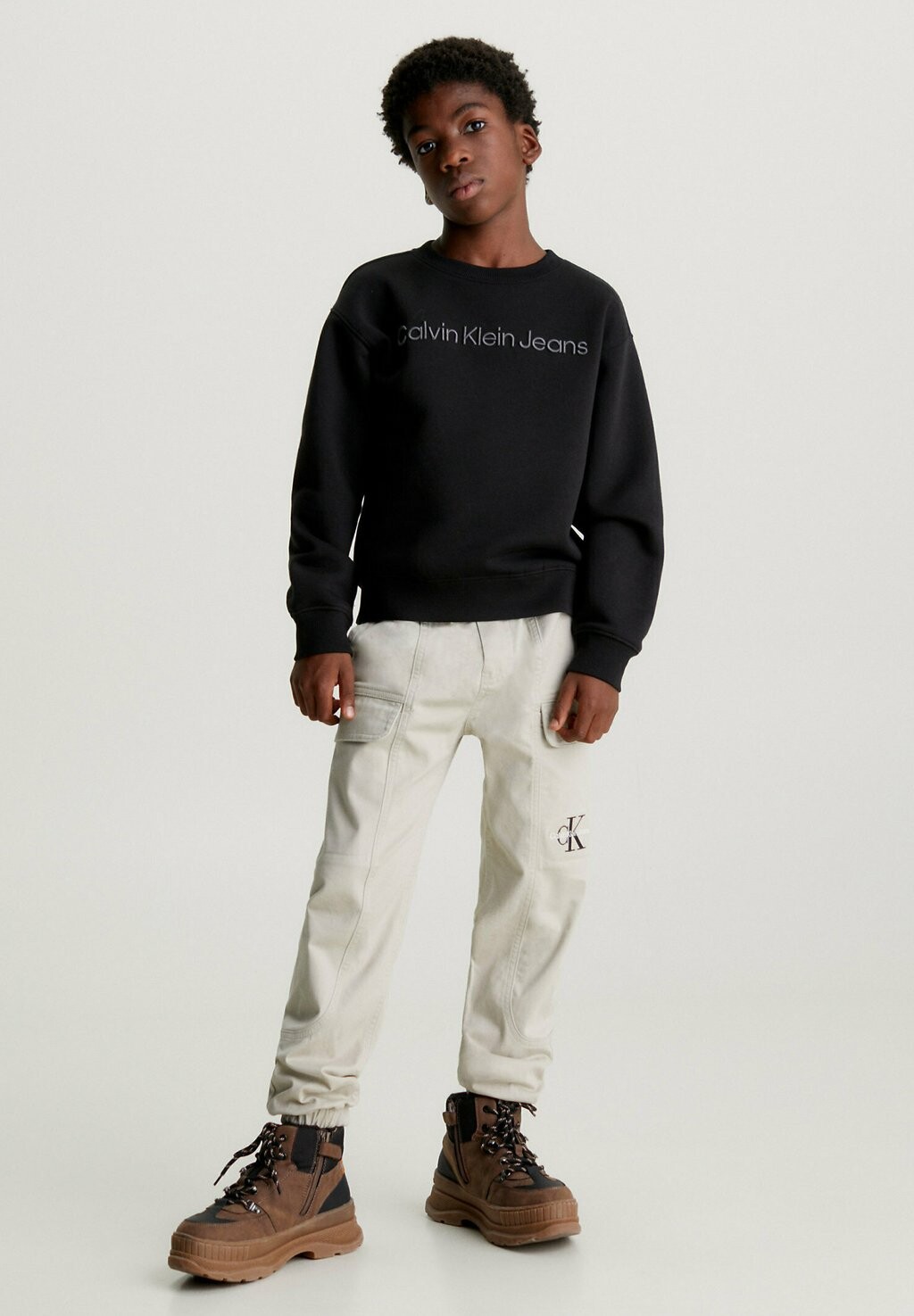 

Толстовка RELAXED LOGO Calvin Klein Jeans, цвет ck black