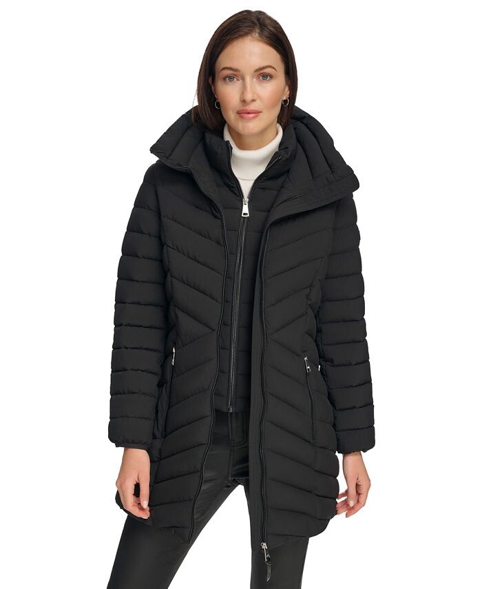 

Женское легкое пуховик с капюшоном и полукомбинезоном DKNY, черный