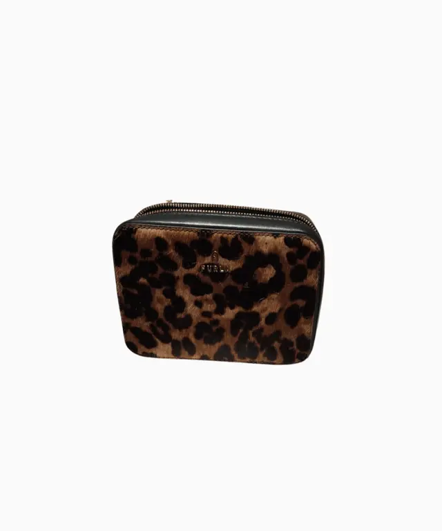 

Сумка женская Furla CAMELIA MINI CAMERA CASE, коричневый