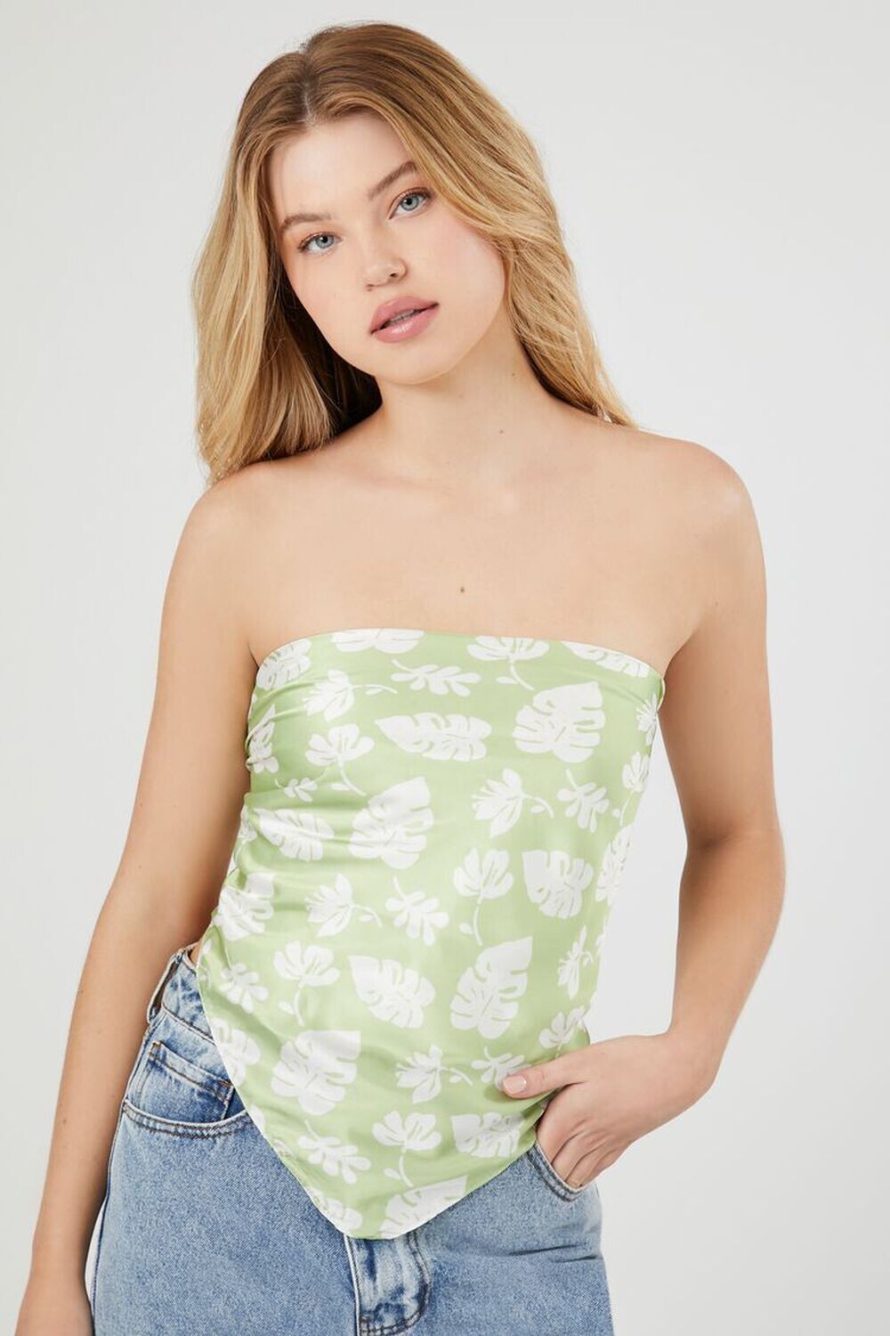 

Атласный шарф с тропическим принтом Forever 21, шалфей