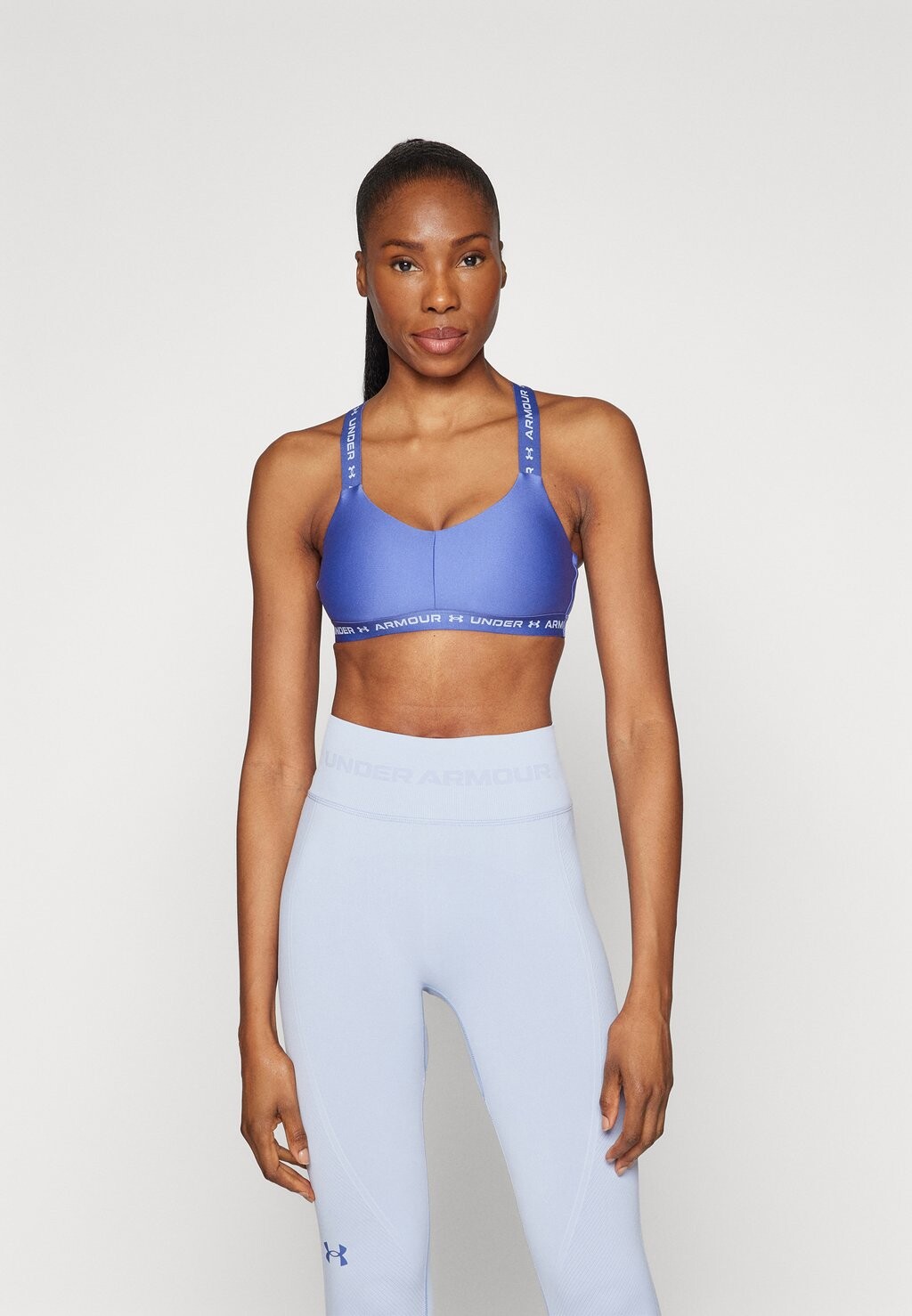 

Спортивный бюстгальтер с легкой поддержкой CROSSBACK LOW Under Armour, цвет starlight/celeste