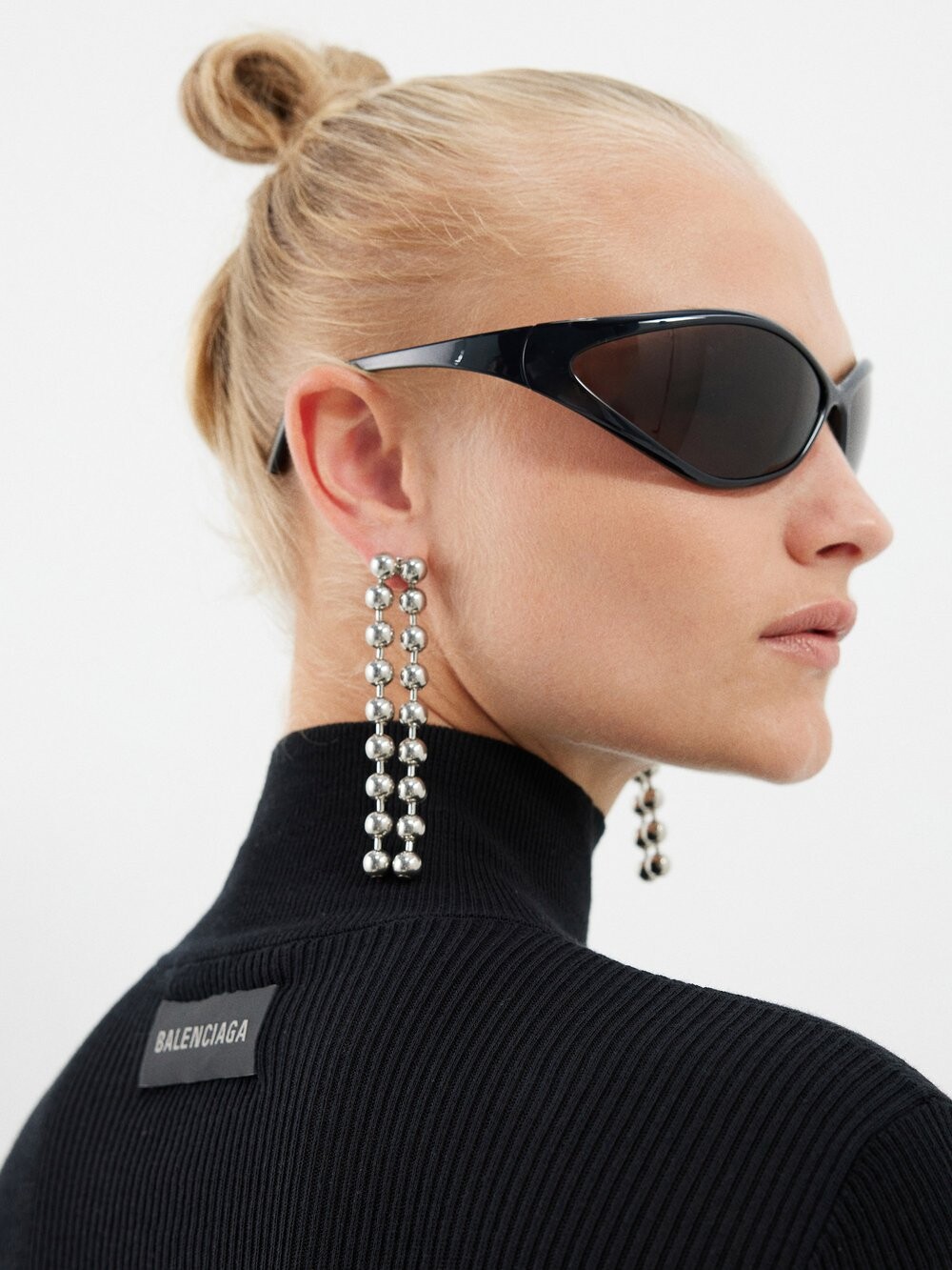 

Солнцезащитные очки «кошачий глаз» в стиле 90-х с запахом Balenciaga, черный