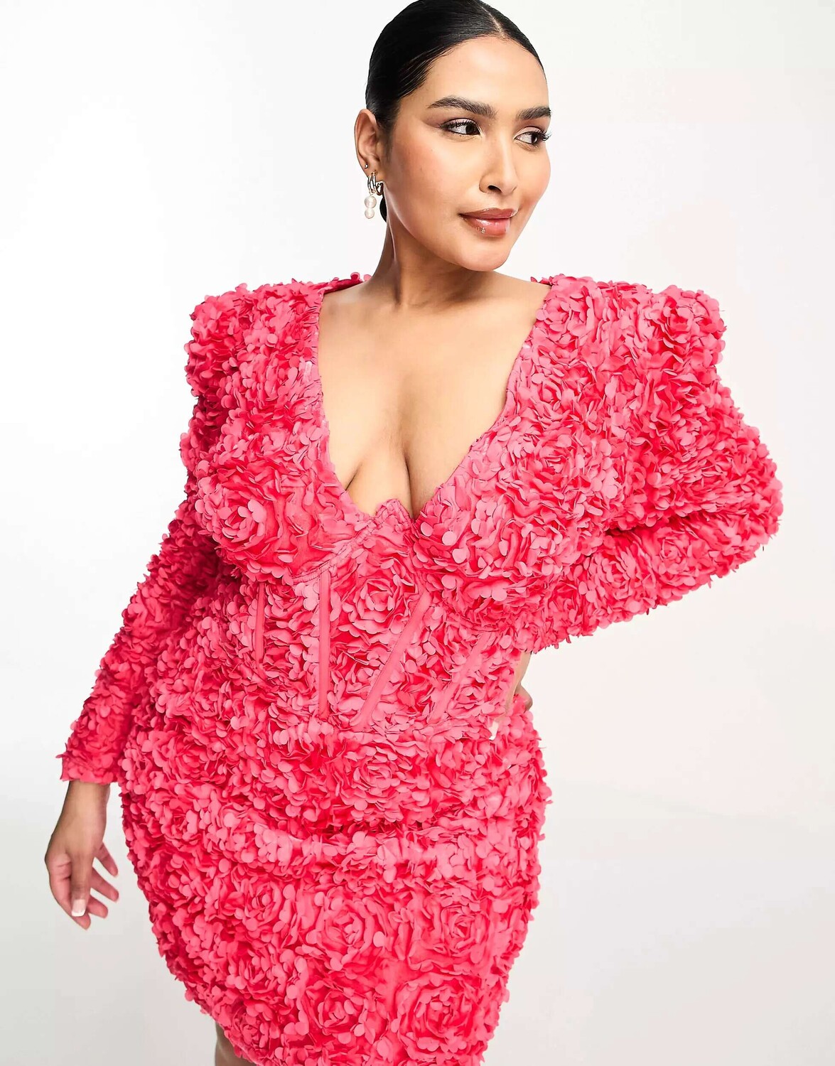 

Красное мини-платье с корсетом и v-образным вырезом ASOS LUXE Curve 3D, Красный