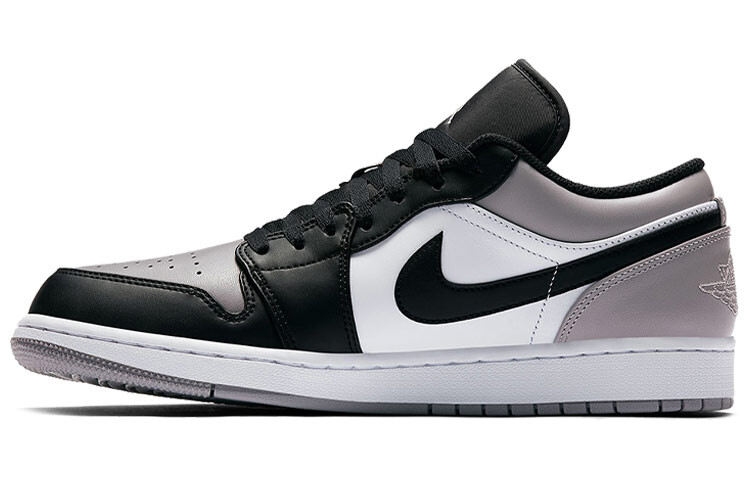 

Кроссовки Jordan 1 с низким серым носком