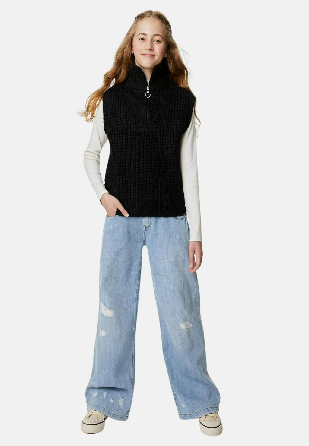 

Джемпер Sleeveless Zip Neck Marks & Spencer, черный