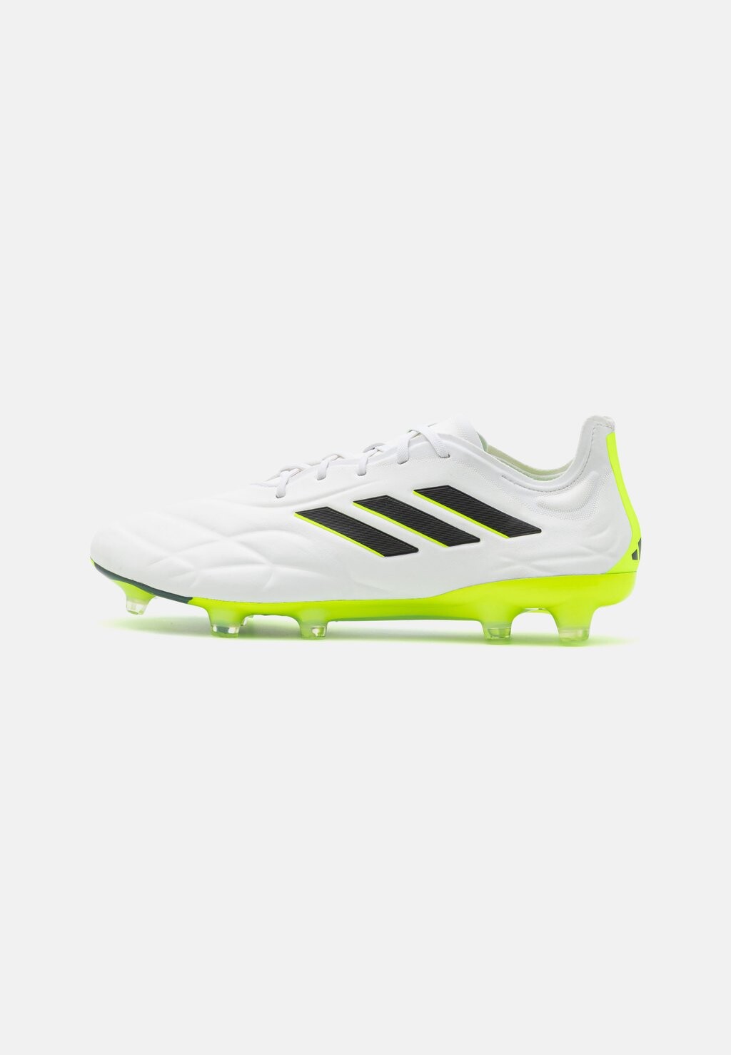 

Бутсы Adidas