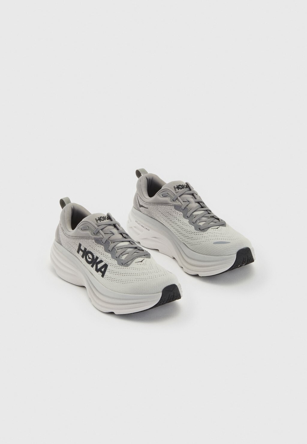 

Кроссовки HOKA