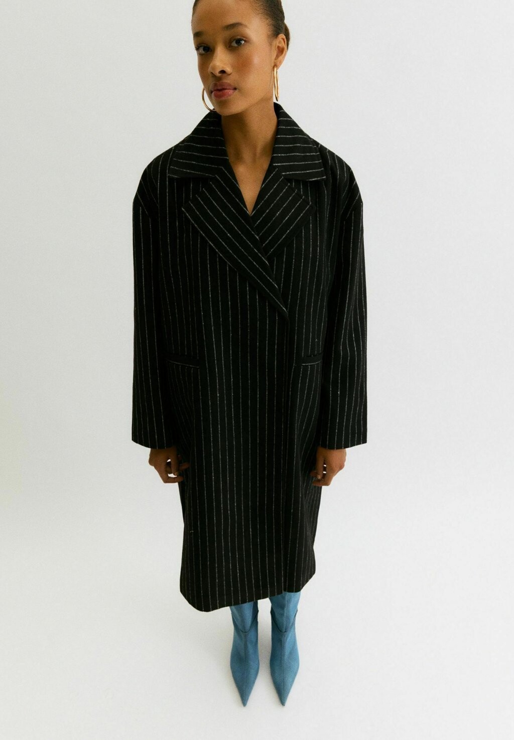 

Классическое пальто SOMETHINGNEW, цвет black