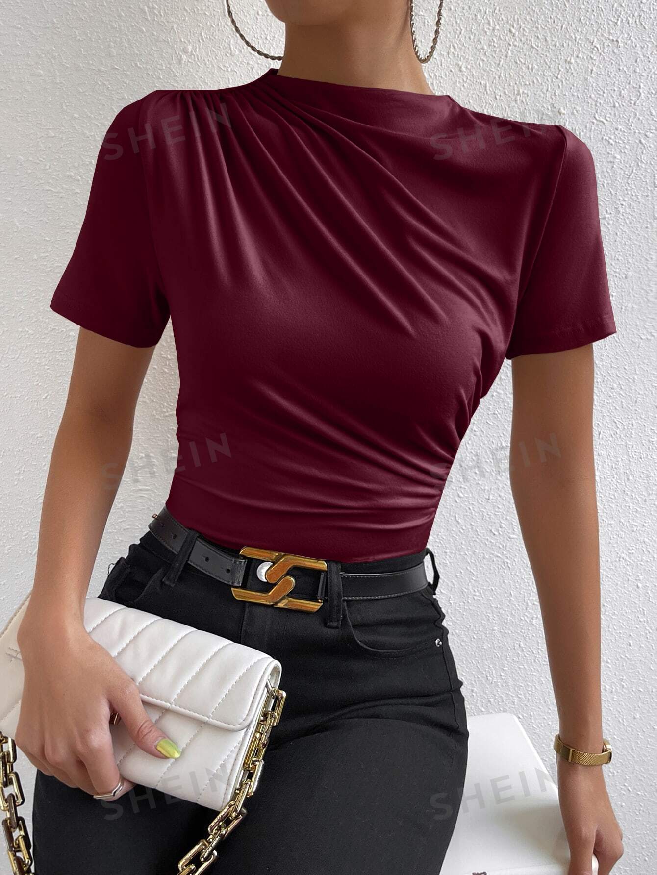 SHEIN Однотонная приталенная футболка Frenchy с воротником-стойкой и складками, бургундия
