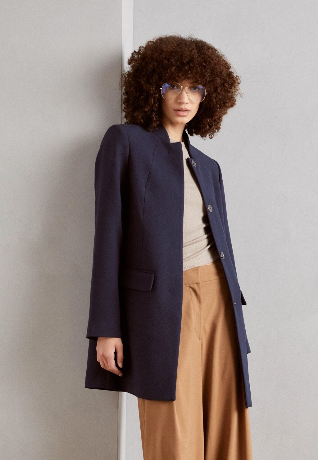 Короткое пальто SUMMER COAT Esprit, цвет navy полупальто summer coat esprit цвет red