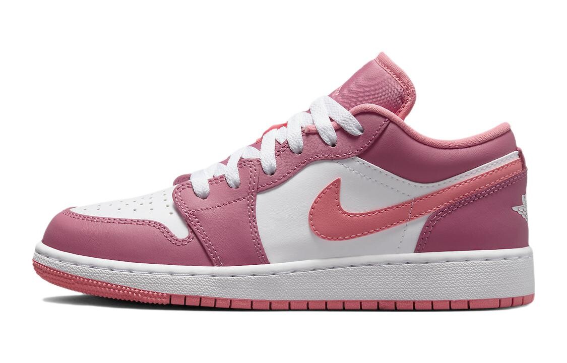 

Кроссовки Jordan 1 Low Desert Berry GS