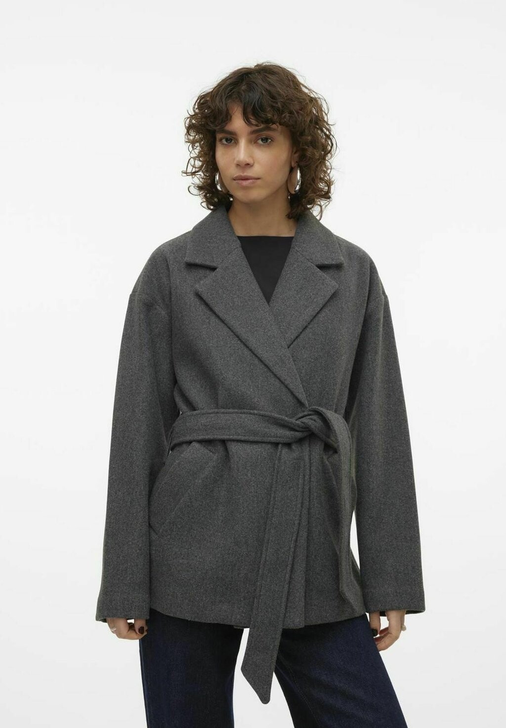 

Пальто классическое FORTUNEAYA Vero Moda, цвет dark grey melange