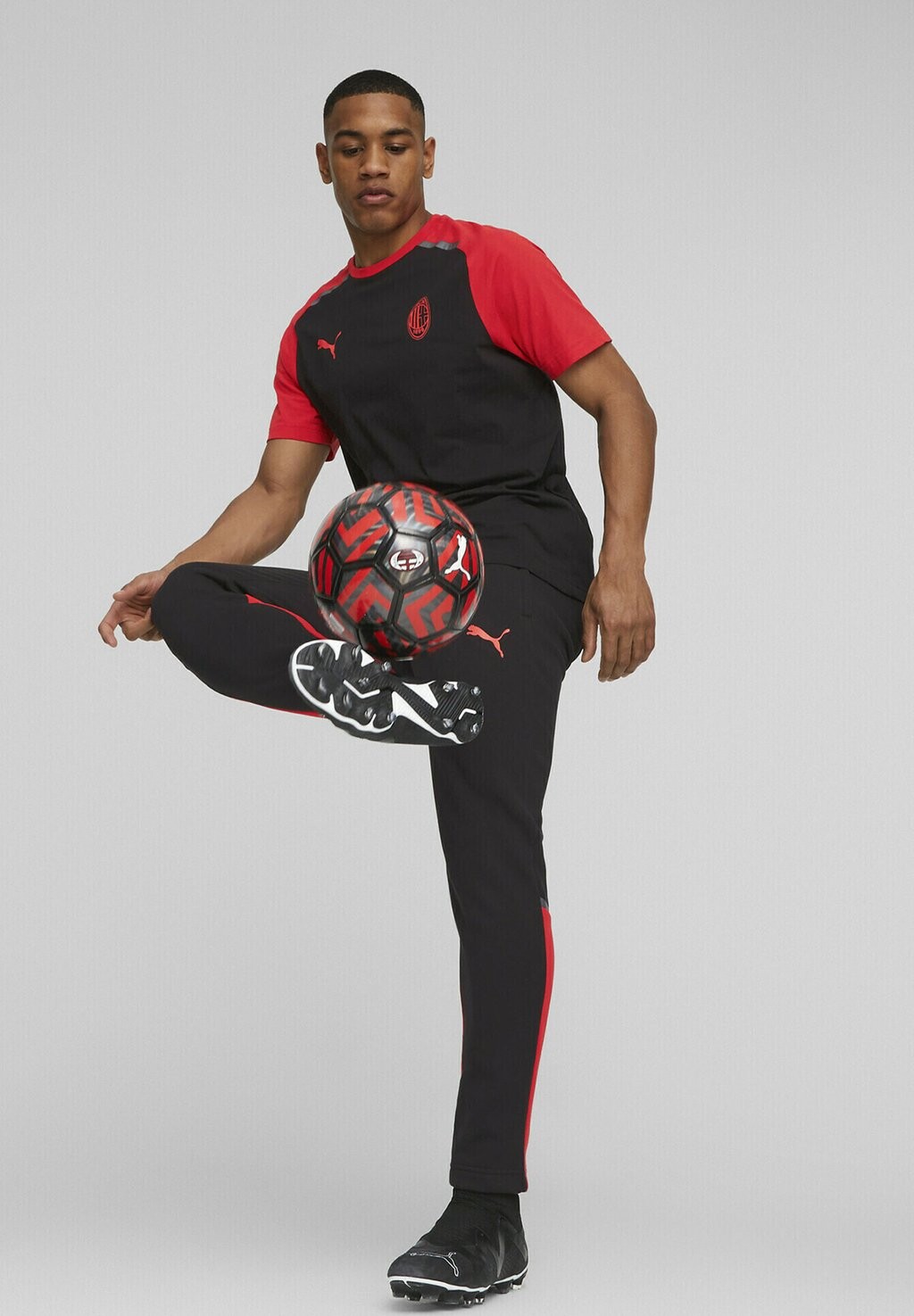 

Футболка Puma