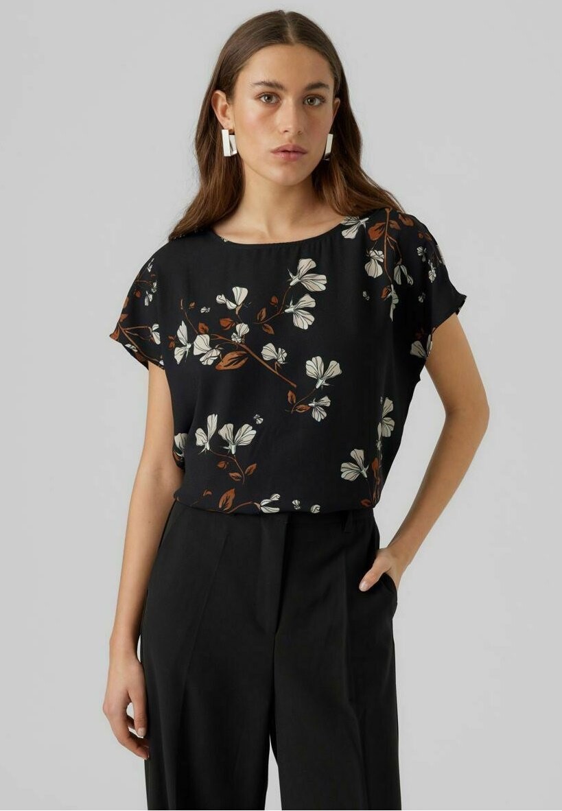 

Футболка с принтом Vero Moda, черный