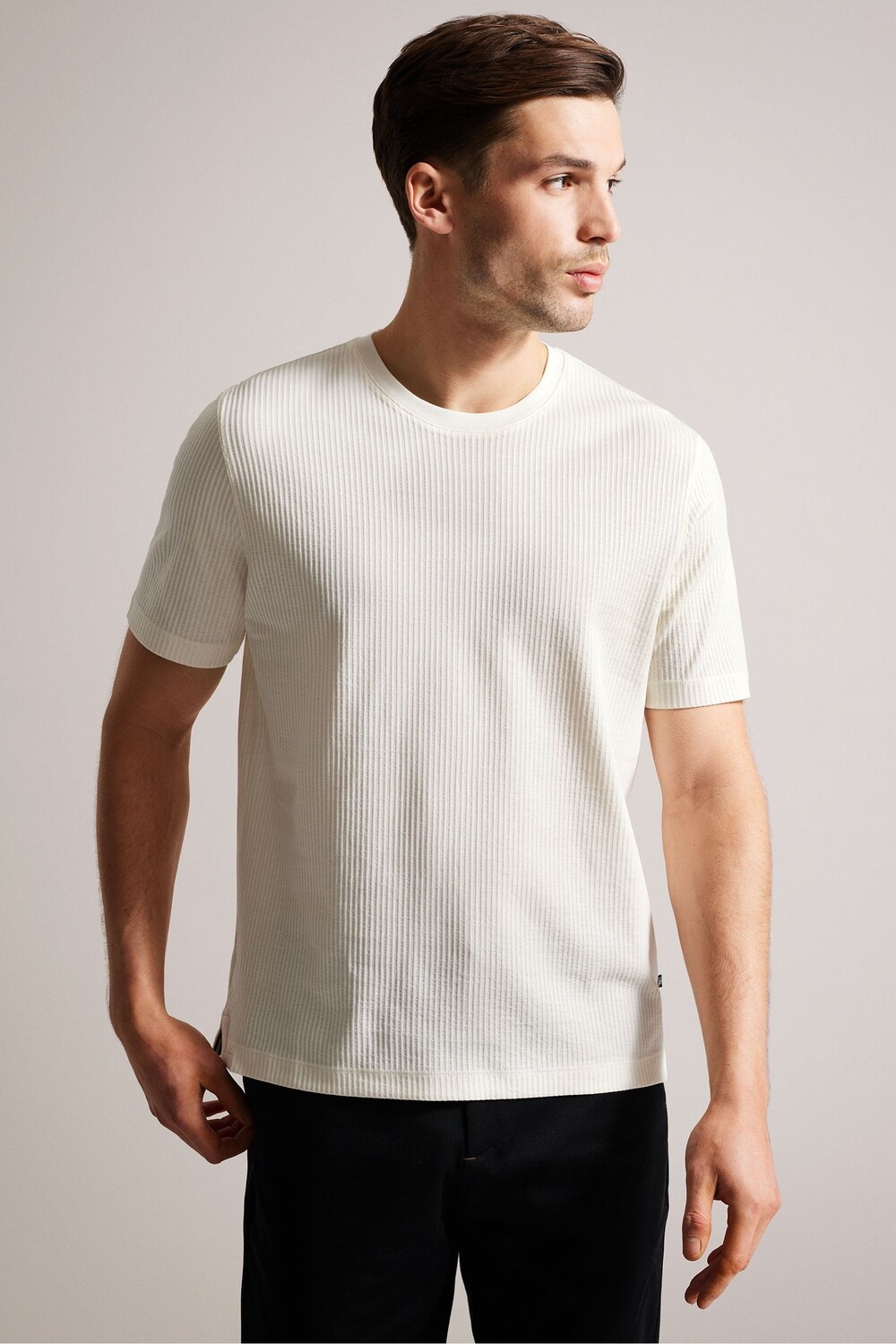 

Футболка с короткими рукавами и классическим кроем White Rakes Ted Baker, белый
