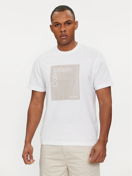 

Футболка стандартного кроя Calvin Klein, белый