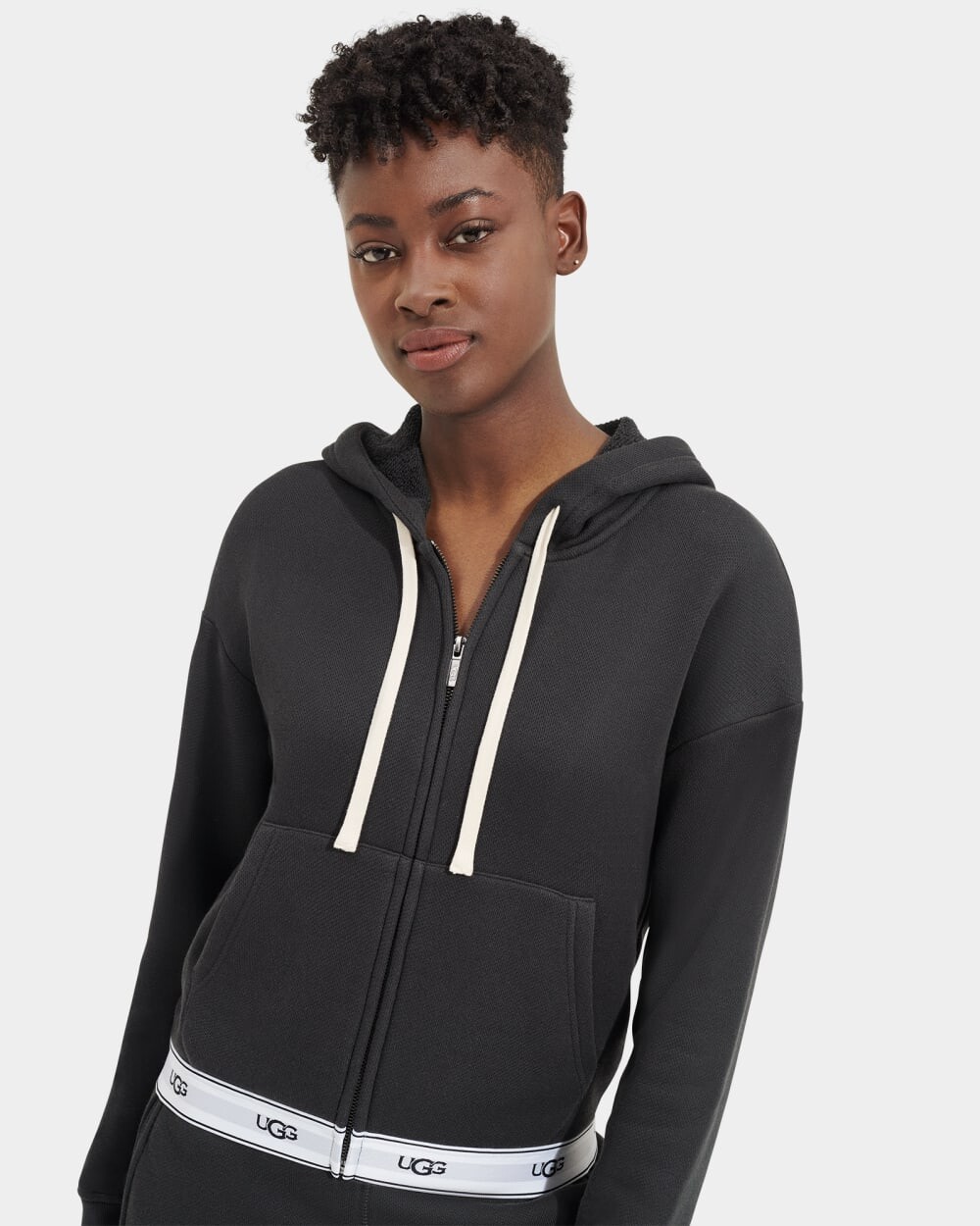 

Толстовка Kaelie Zip Hoodie UGG, черный