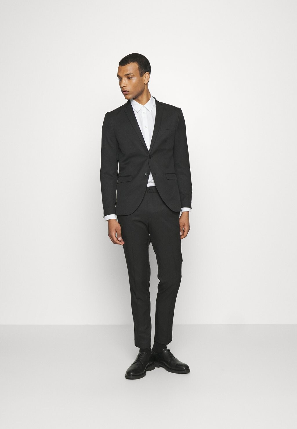 

Костюм JPRCOSTA SUIT SET Jack & Jones, черный