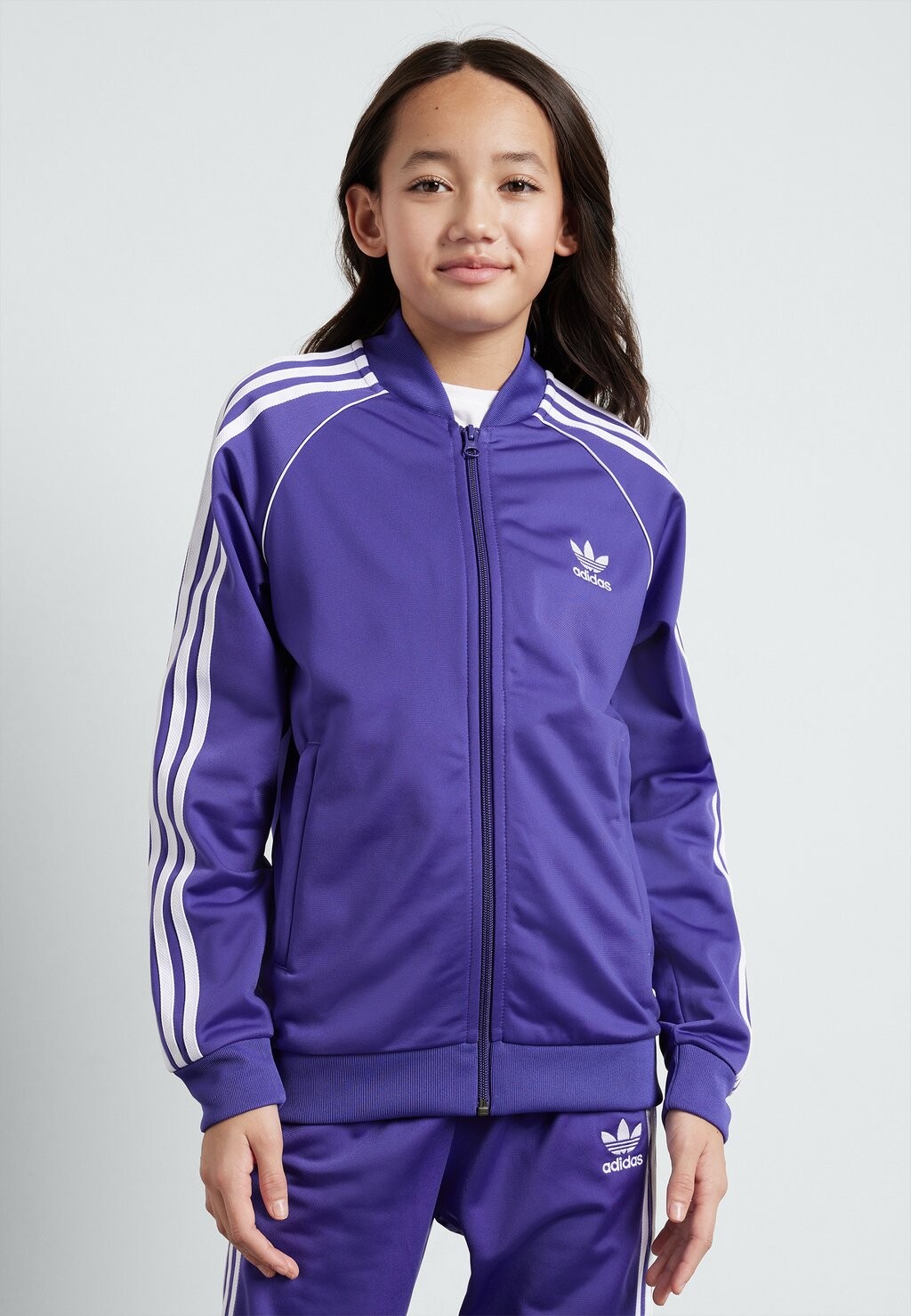 

Спортивная куртка Track Unisex adidas Originals, цвет energy ink