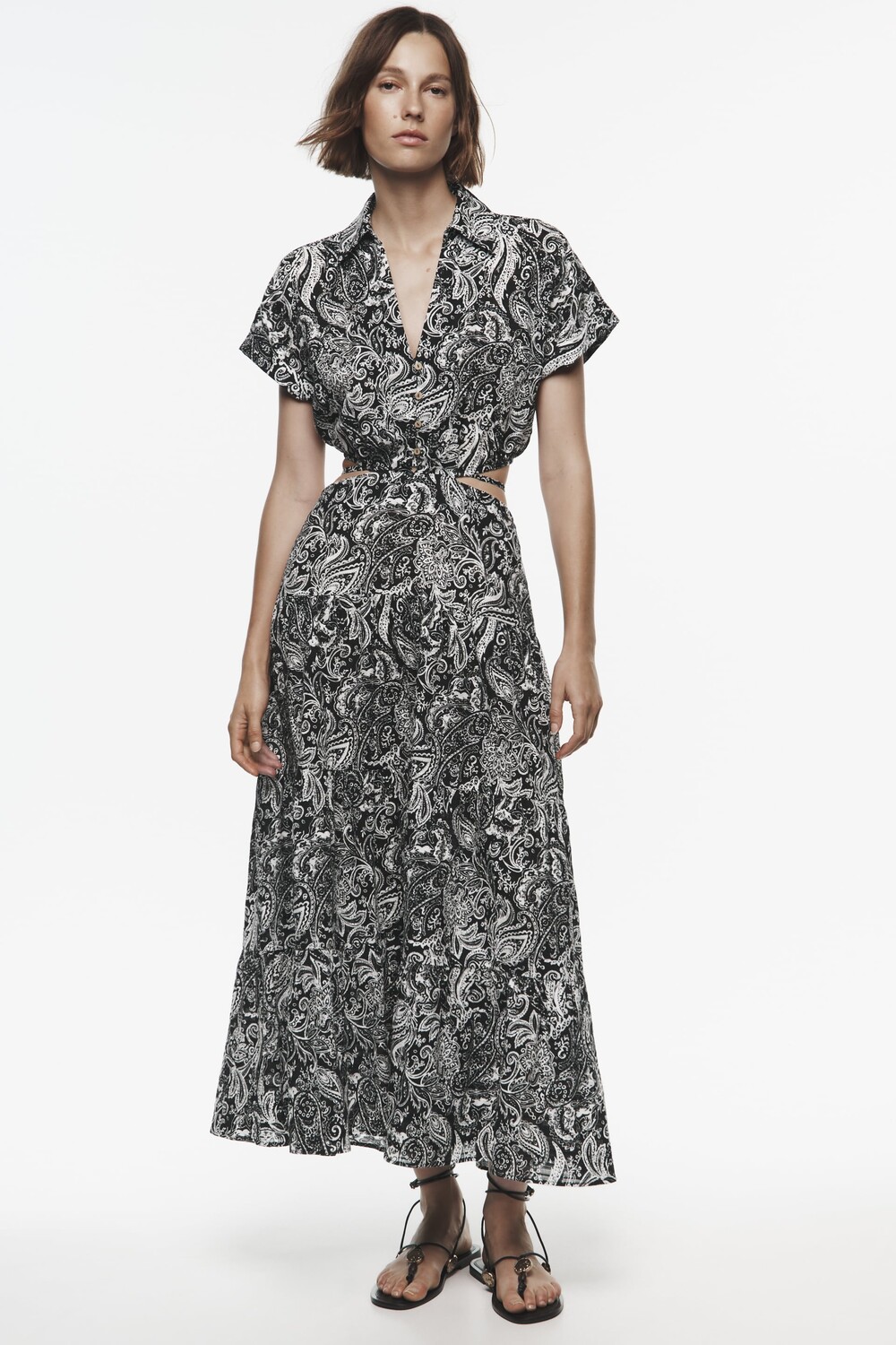 

Платье рустик с орнаментальным принтом Zara, черный/белый