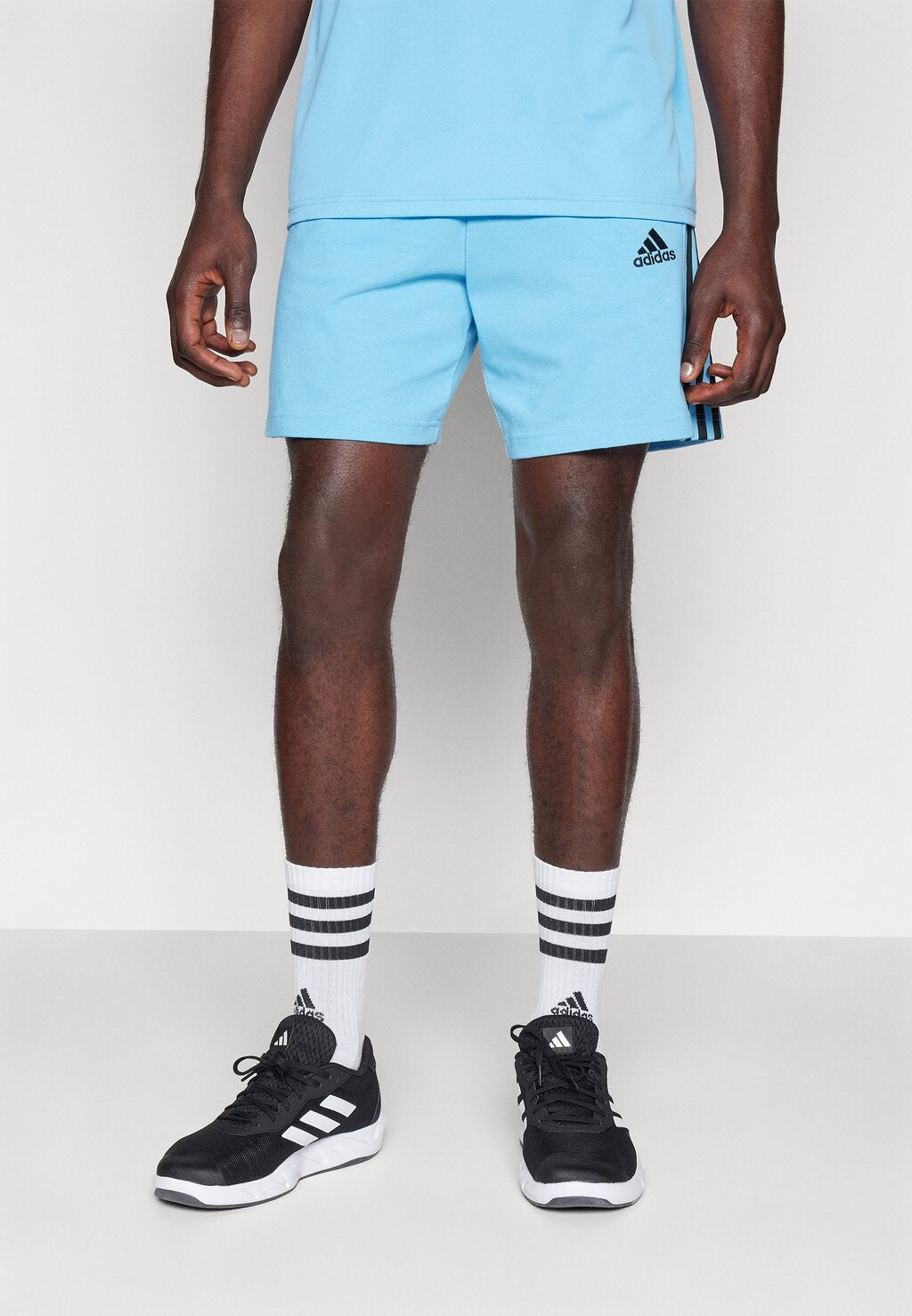 

Спортивные шорты adidas Sportswear, синий