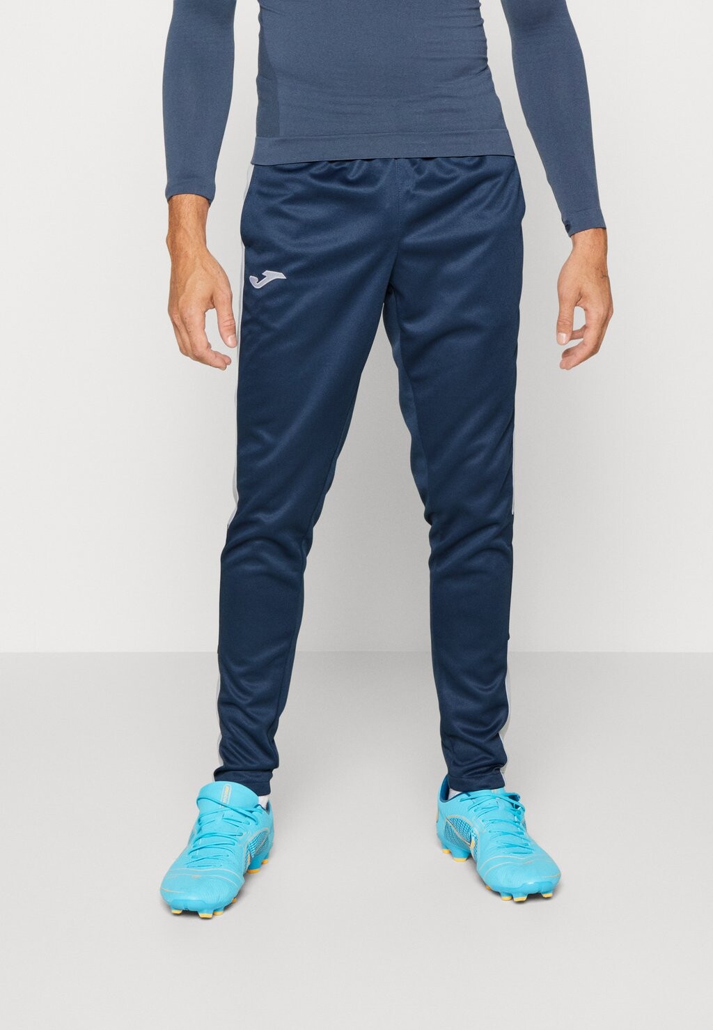 

Спортивные брюки Joma