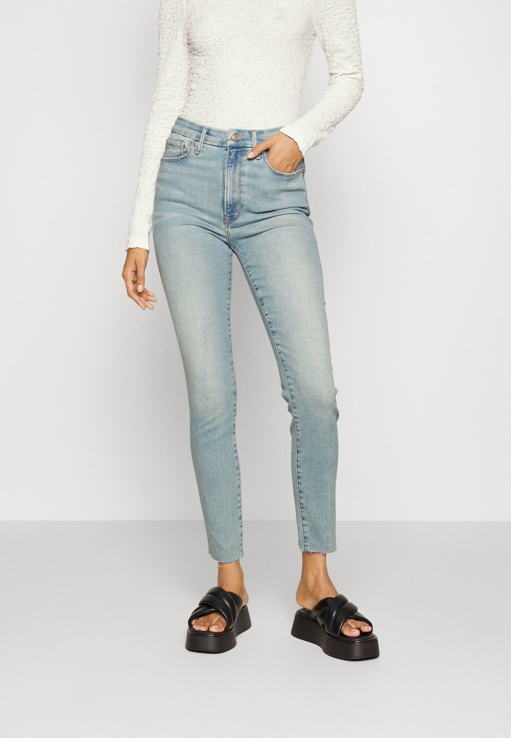 

Джинсы Skinny Fit Good American