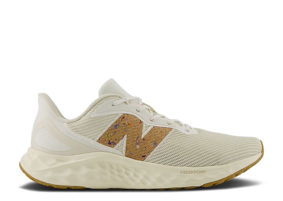 

Кроссовки New Balance Fresh Foam Arishi V4 'Sea Salt Cork', белый